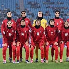 Fuga, silêncio e medo: cinco jogadoras da seleção do Irã pedem asilo na Austrália após gesto contra o regime