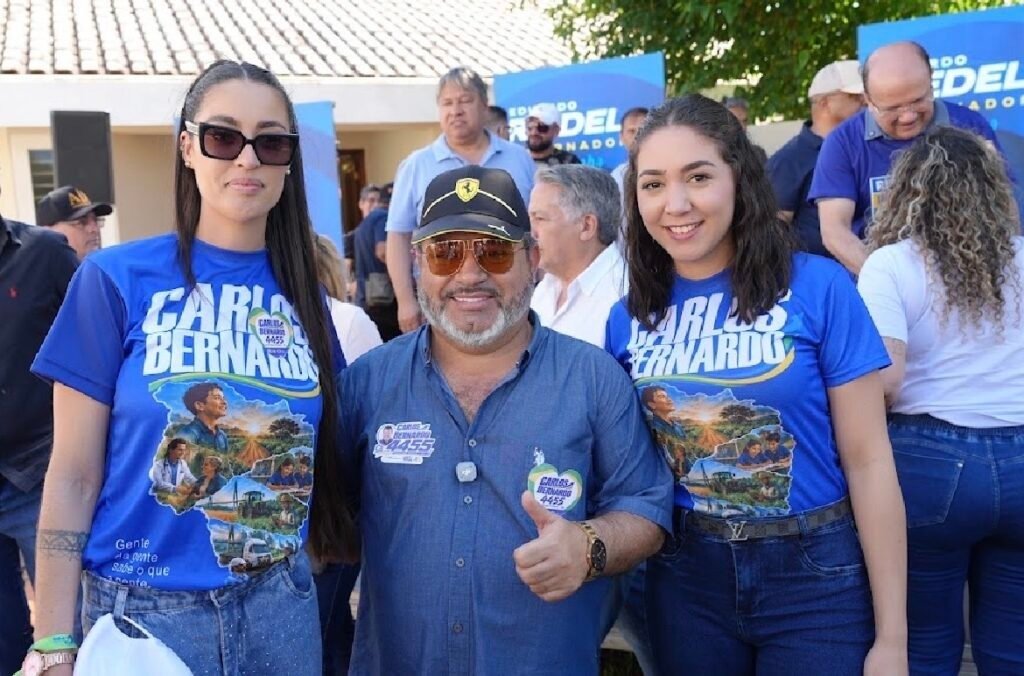 Carlos Bernardo abre caminhada pelo 4455 com adesivaço e mobilização em Ponta Porã